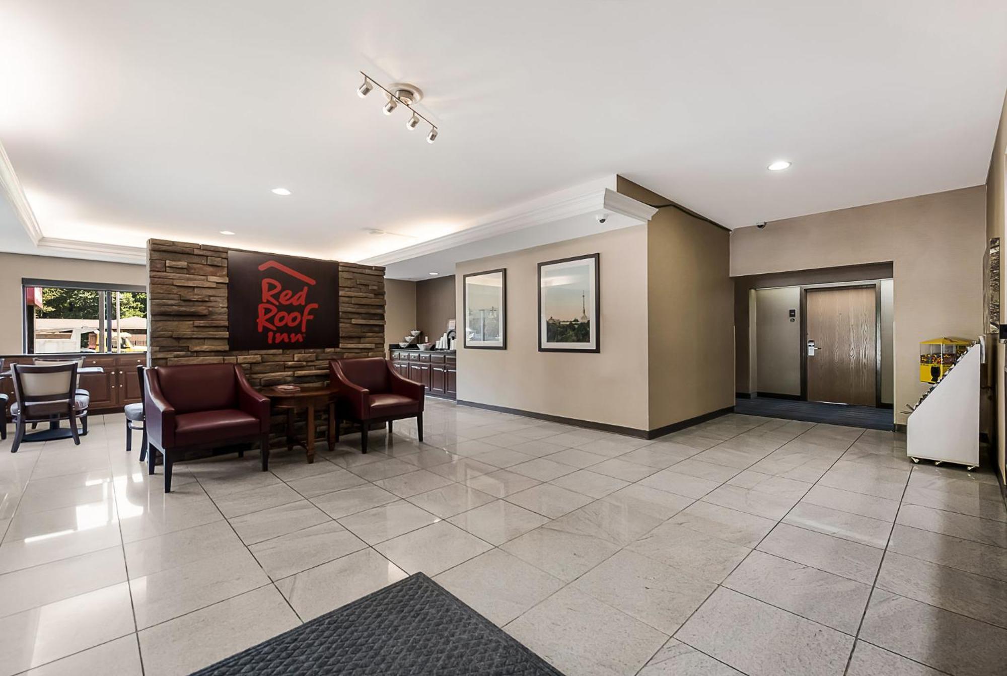 Red Roof Inn Newport News - Йорктаун Экстерьер фото