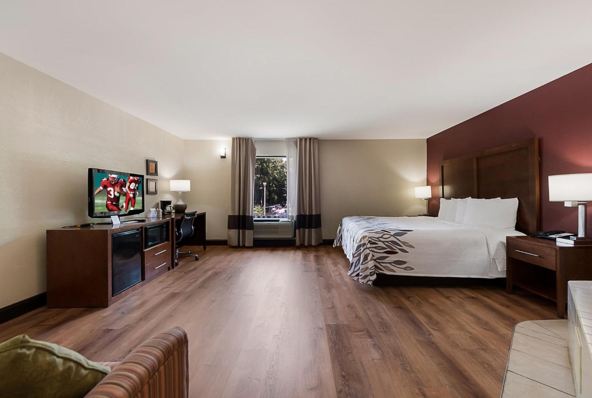 Red Roof Inn Newport News - Йорктаун Экстерьер фото