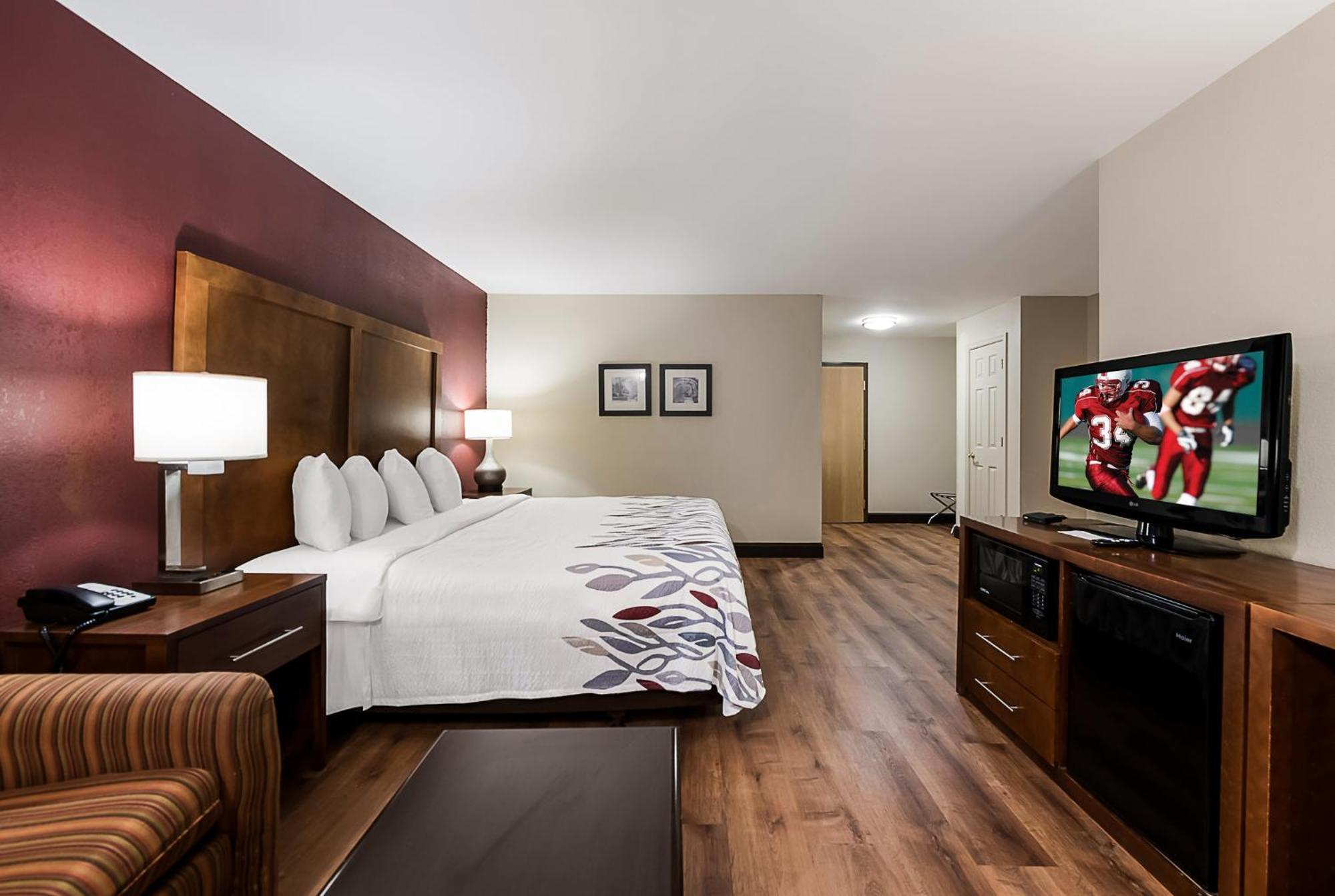 Red Roof Inn Newport News - Йорктаун Экстерьер фото