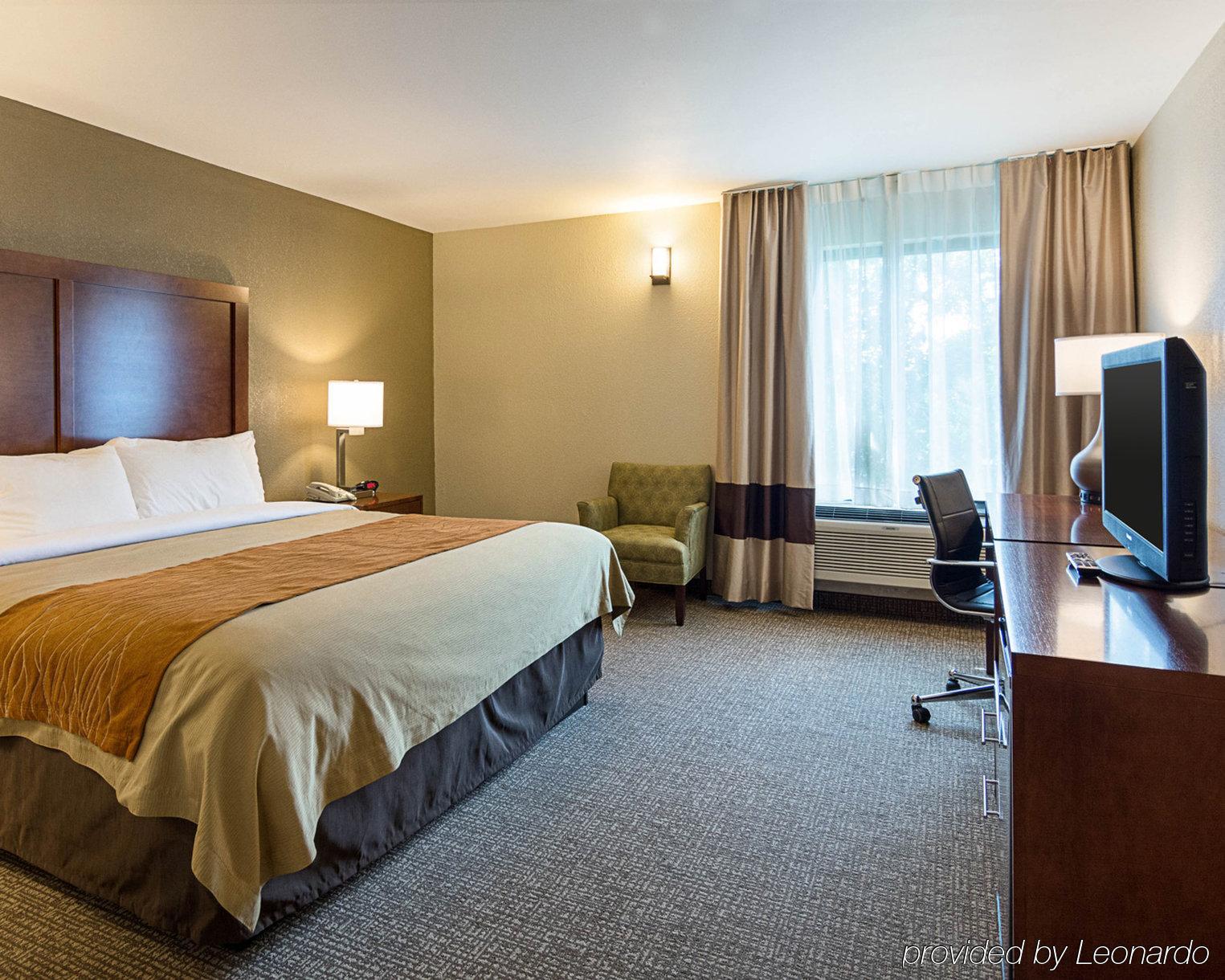 Red Roof Inn Newport News - Йорктаун Экстерьер фото
